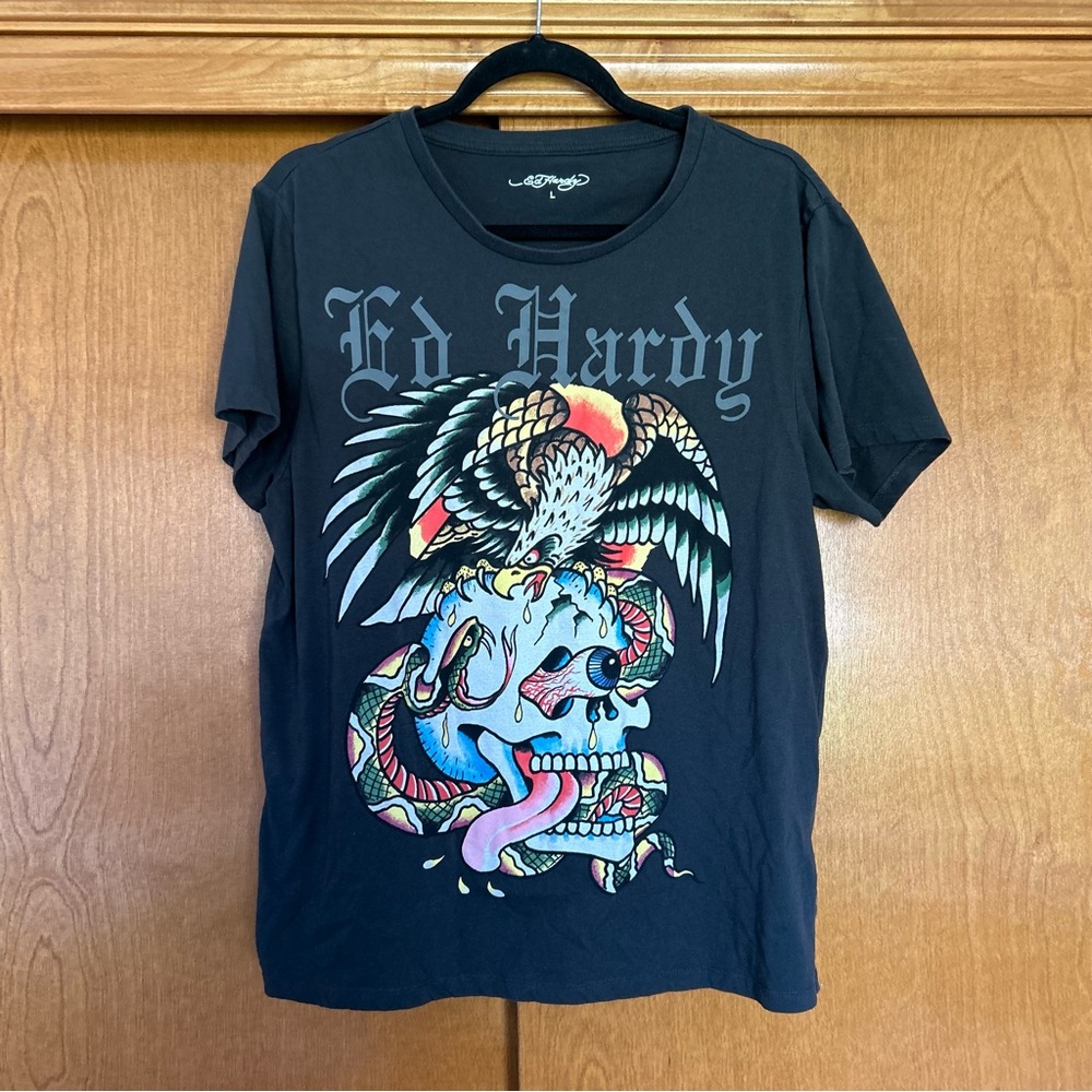 Ed Hardy Black Graphic Short Sleeve Tee with Multicolor Skull & Eagle Print